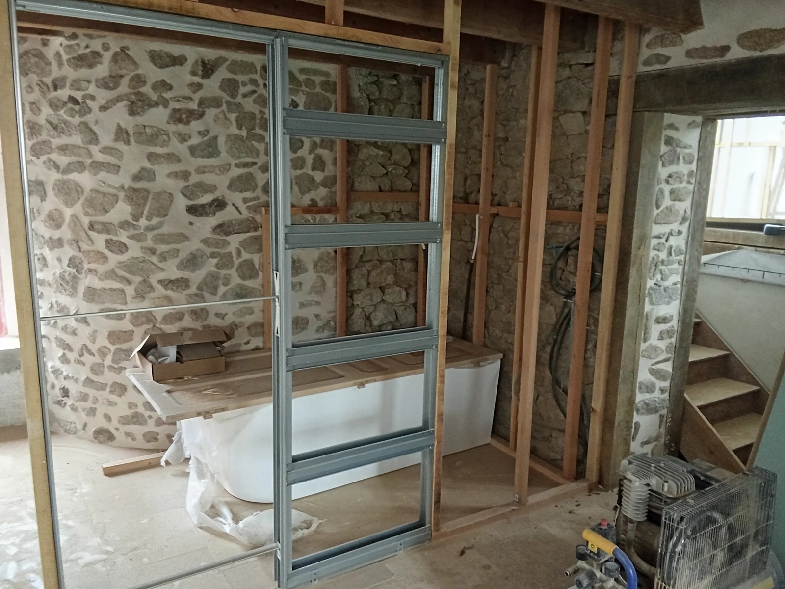 Préparation et volumes de salle de bain en cours